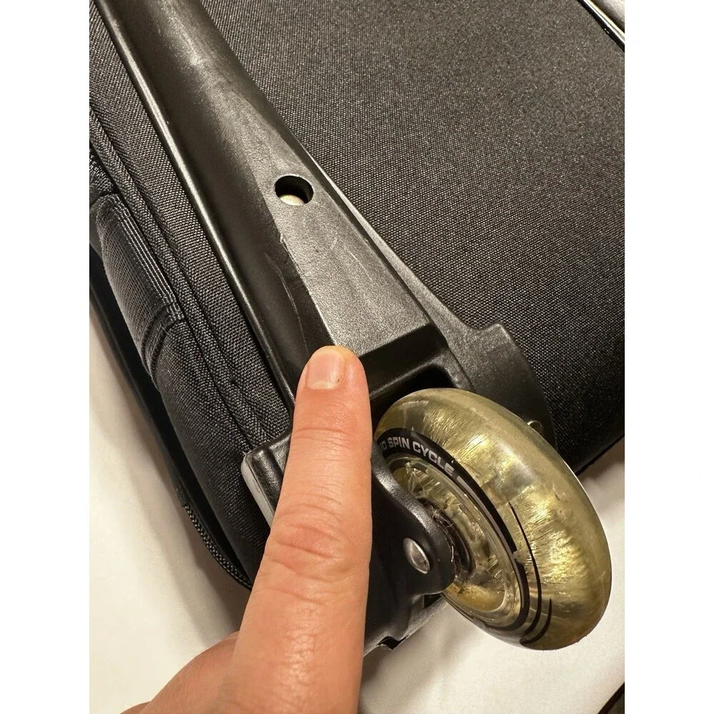 Patron Tequila OGIO Layover Luggage Rolling Suitcase Carry-On Alcohol Rare READ
